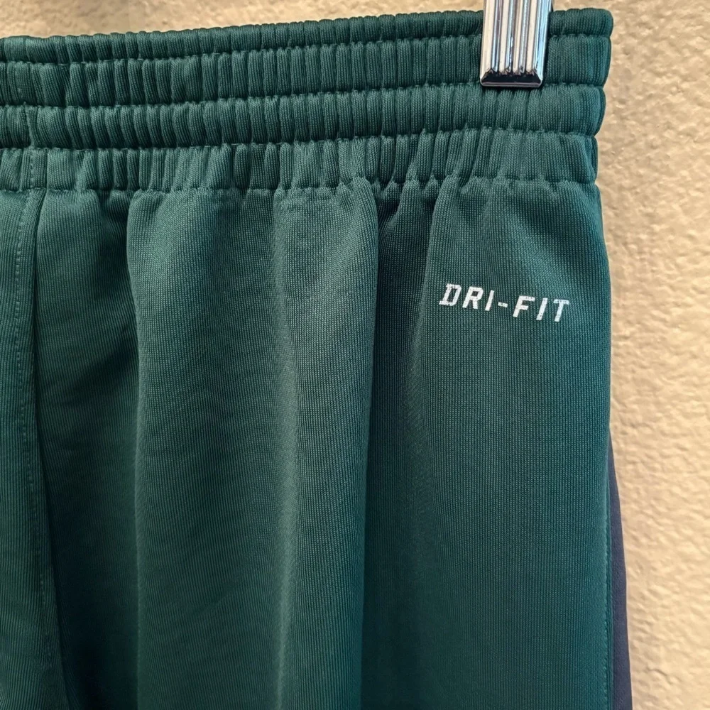 NIKE Green Dri-Fit Baggy Sweatpants Size Medium